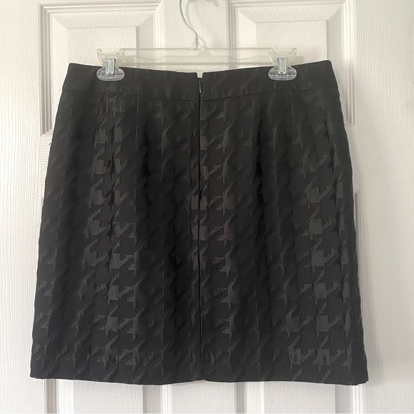 Ann Taylor Loft Black Skirt - Picture 2 of 5